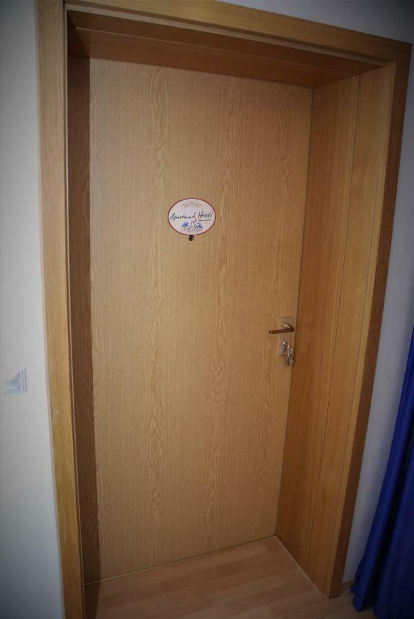 Apartment Heidi Оберасбах Экстерьер фото